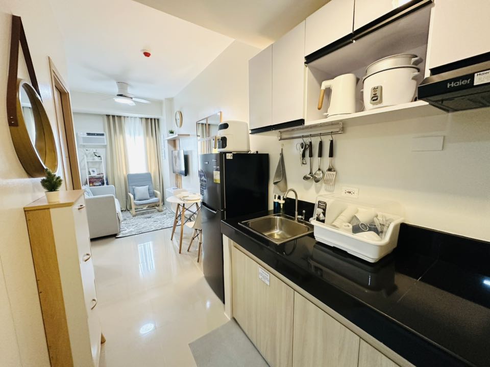 Vine Residences Exterior